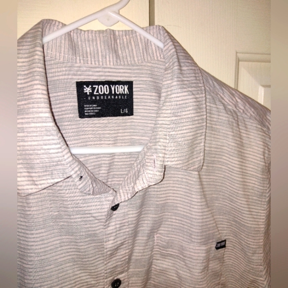 Zoo York Light Pink & Gray Youth Large / Mens Medium Skater Button Down Shirt